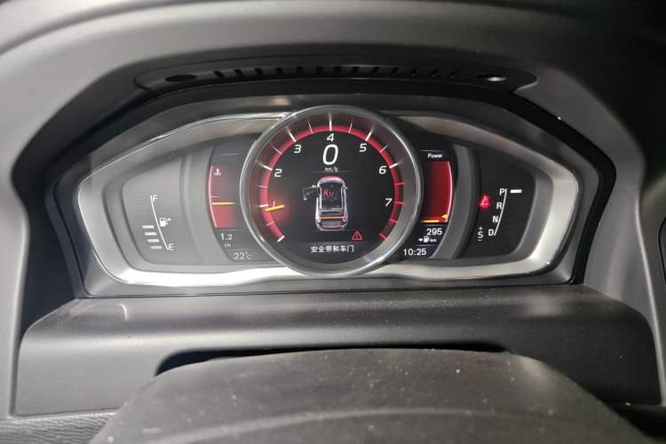 Used Volvo XC60 2015 T5 Smart Upgrade Model Instrument Cluster