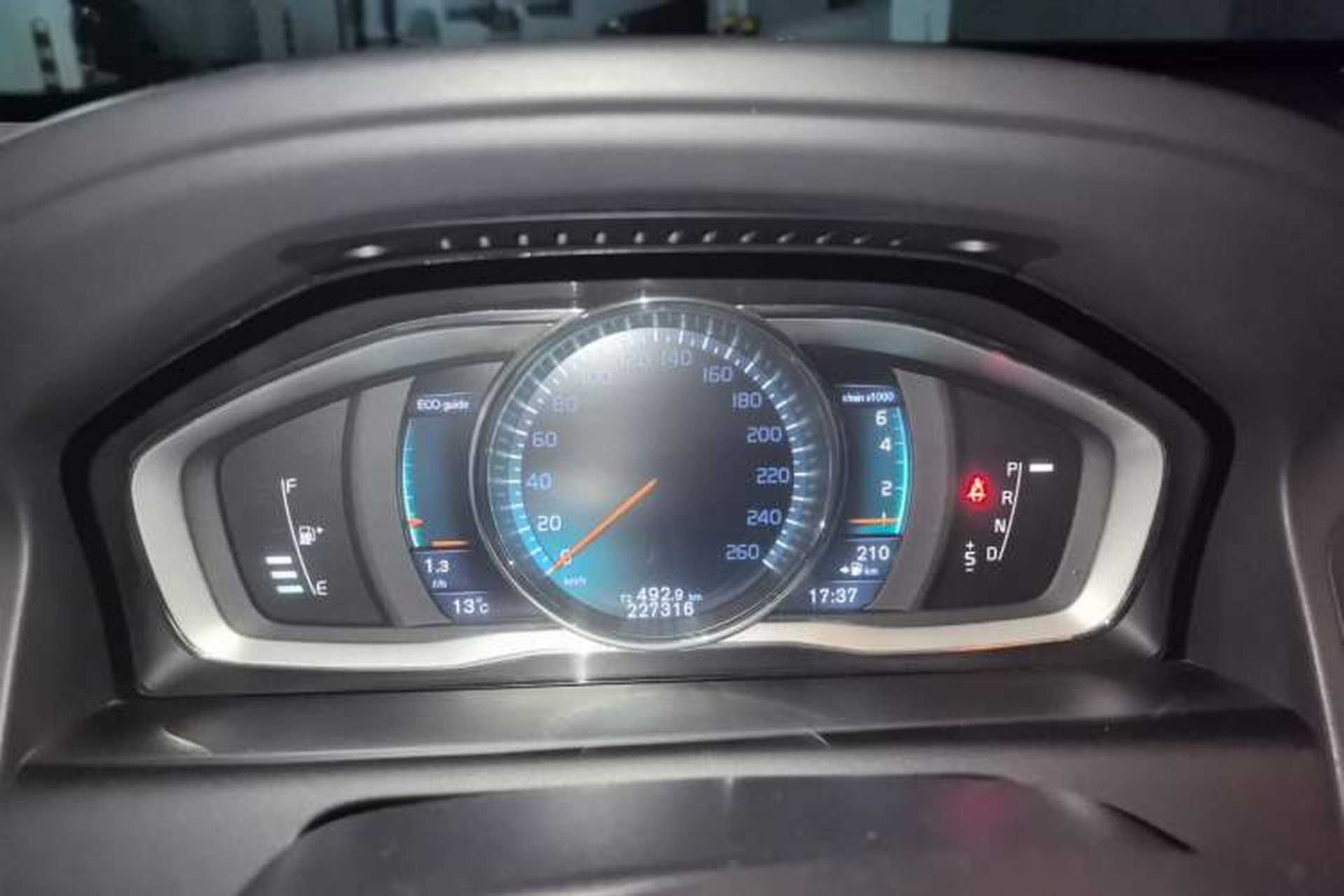 Used Volvo XC60 2015 T5 Smart Upgrade Model Instrument Cluster