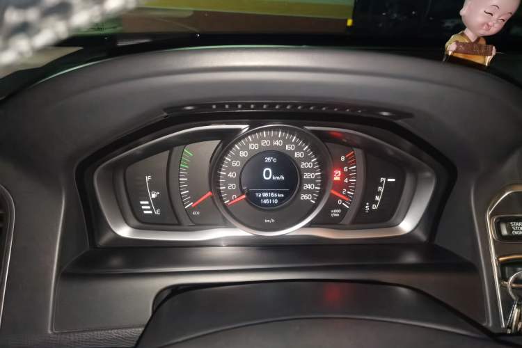 Used Volvo XC60 2015 T5 Smart Edition Instrument Cluster