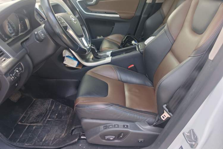 Used Volvo XC60 2015 T5 AWD Zhiyuan Edition Left Front Seat