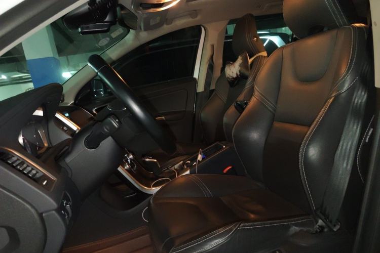 Used Volvo XC60 2015 T5 AWD Zhiyuan Edition Left Front Seat
