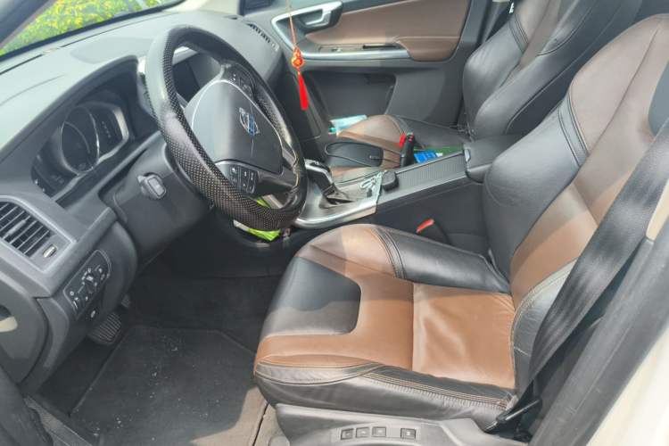 Used Volvo XC60 2015 T5 AWD Zhiyuan Edition Left Front Seat