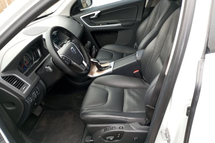 Used Volvo XC60 2015 T5 Smart Upgrade Model Left Front Seat