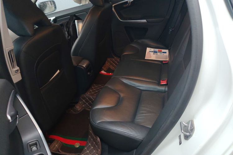 Used Volvo XC60 2015 T5 Smart Upgrade Model Left Rear Seat