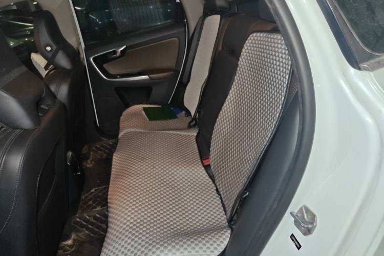 Used Volvo XC60 2015 T5 Smart Upgrade Model Left Rear Seat