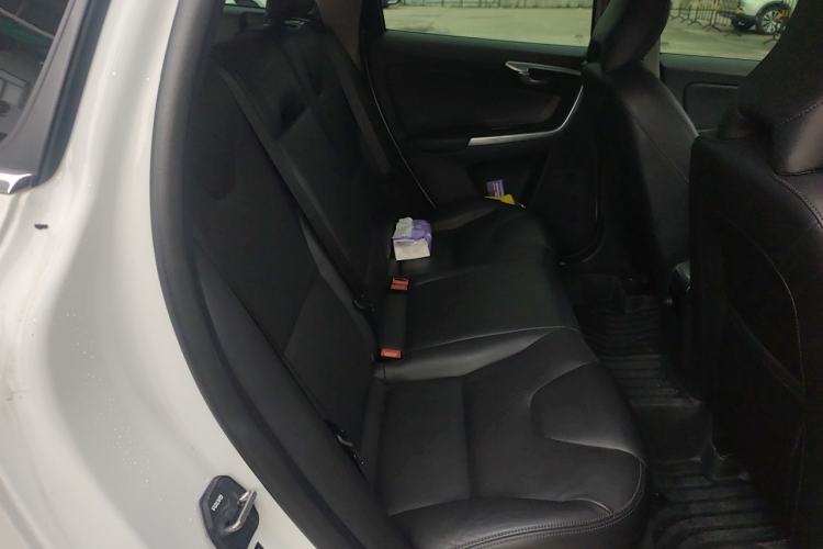 Used Volvo XC60 2015 T5 Smart Upgrade Model Left Rear Seat