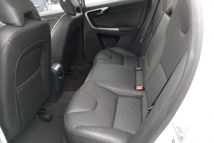 Used Volvo XC60 2015 T5 Smart Upgrade Model Left Rear Seat