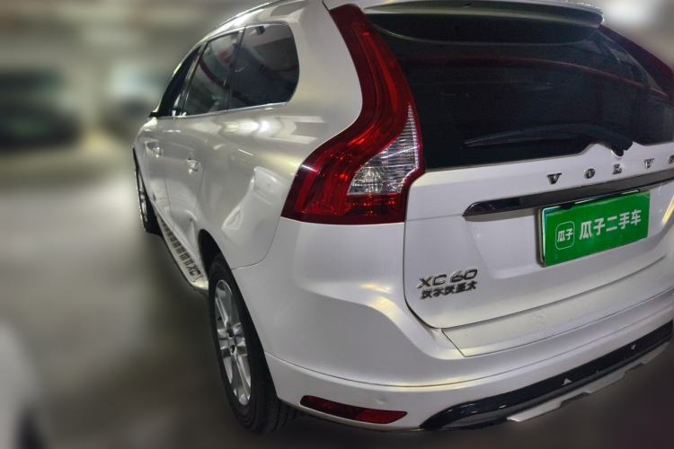 Used Volvo XC60 2015 T5 Smart Upgrade Model Rear Left 45 Deg