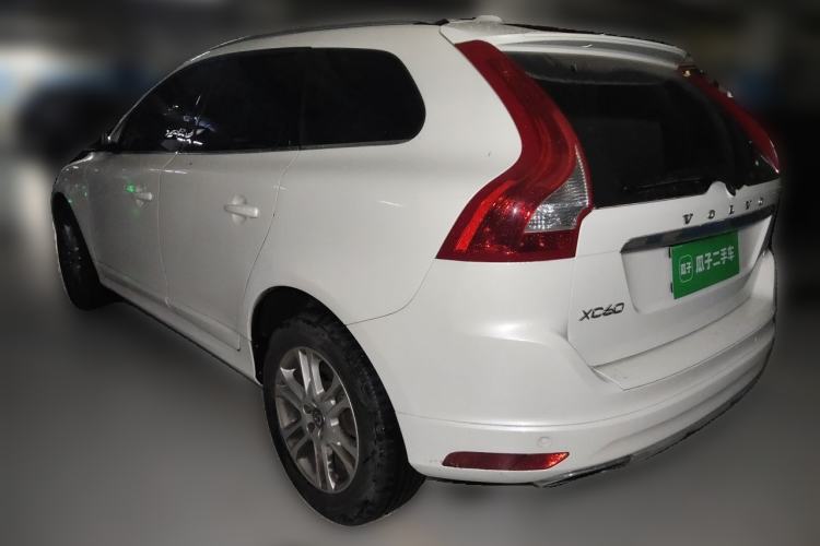 Used Volvo XC60 2015 T5 Smart Upgrade Model Rear Left 45 Deg