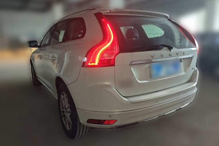Used Volvo XC60 2015 T5 Smart Edition Rear Left 45 Deg