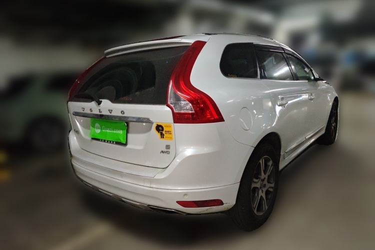 Used Volvo XC60 2015 T5 AWD Zhiyuan Edition Rear Right 45 Deg