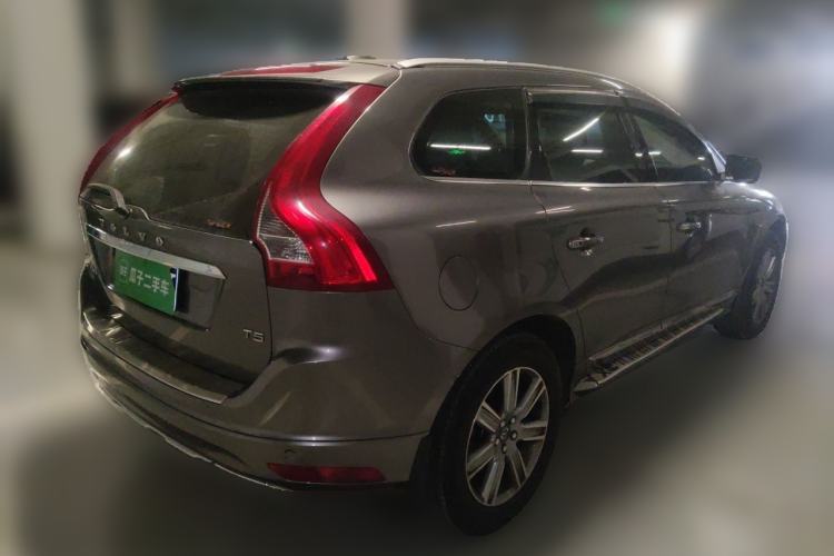 Used Volvo XC60 2015 T5 Smart Upgrade Model Rear Right 45 Deg