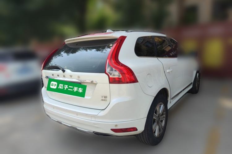 Used Volvo XC60 2015 T5 AWD Zhiyuan Edition Rear Right 45 Deg