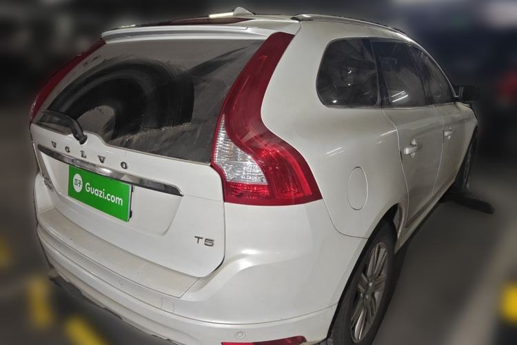 Used Volvo XC60 2015 T5 Smart Upgrade Model Rear Right 45 Deg