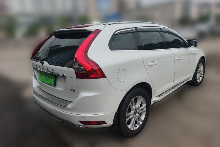 Used Volvo XC60 2015 T5 Smart Upgrade Model Rear Right 45 Deg