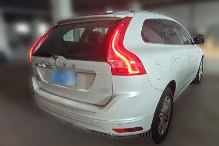 Used Volvo XC60 2015 T5 Smart Edition Rear Right 45 Deg