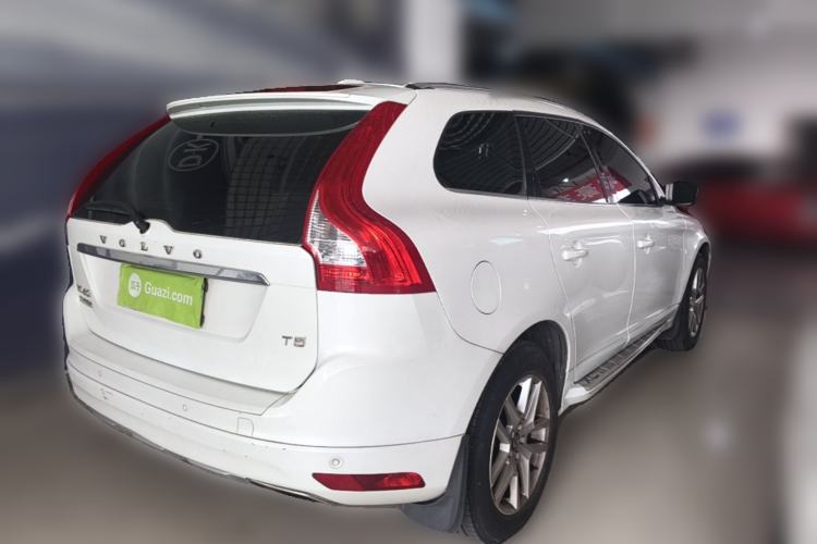 Used Volvo XC60 2015 T5 Smart Upgrade Model Rear Right 45 Deg