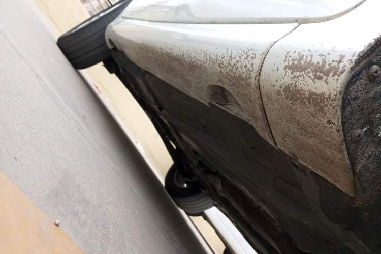 Used Volvo XC60 2015 T5 Smart Upgrade Model Right Side Sill