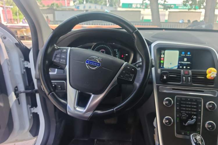 Used Volvo XC60 2015 T5 AWD Zhiyuan Edition Steering Wheel