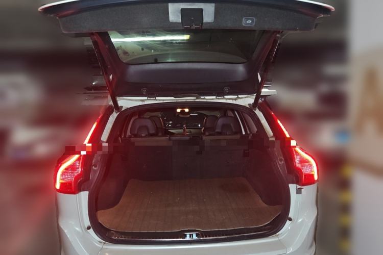 Used Volvo XC60 2015 T5 Smart Upgrade Model Trunk