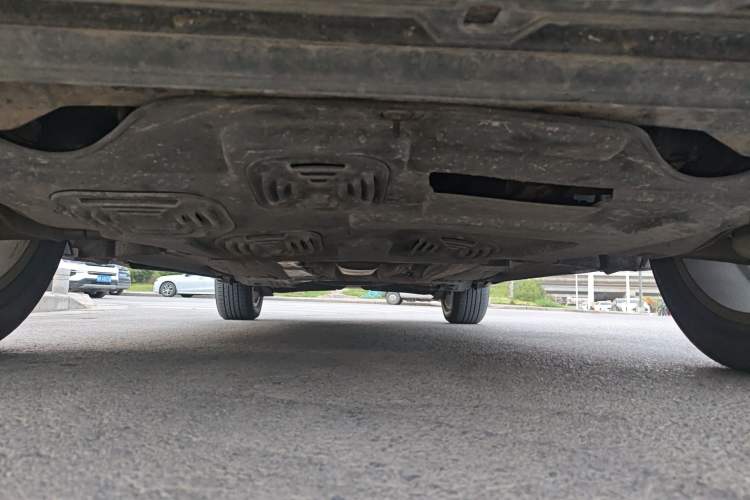 Used Volvo XC60 2015 T5 Smart Upgrade Model Chassis Front