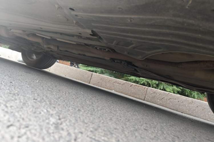 Used Volvo XC60 2015 T5 AWD Zhiyuan Edition Chassis Rear Left