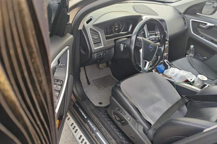 Used Volvo XC60 2015 T5 Smart Upgrade Model Driver Seat