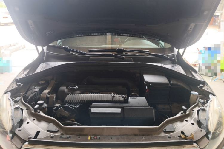 Used Volvo XC60 2015 T6 AWD Smart Version Engine Bay