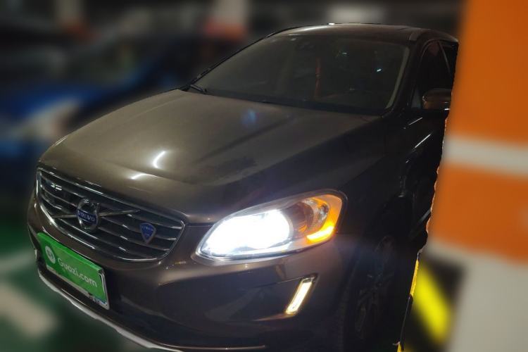 Used Volvo XC60 2015 T5 AWD Zhiyuan Edition Guazi used car, China used car export, Used car for sale, Used cars, Cheapest cars for sale