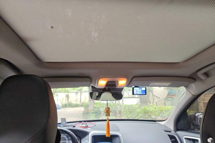 Used Volvo XC60 2015 T5 AWD Zhiyuan Edition Headliner