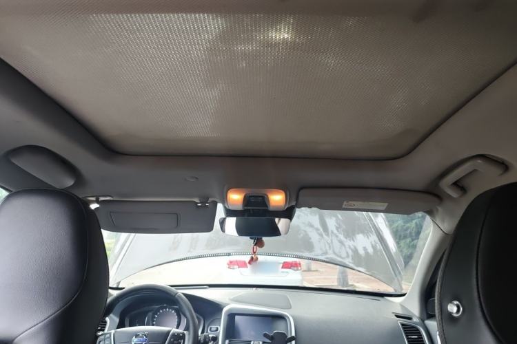 Used Volvo XC60 2015 T5 AWD Zhiyuan Edition Headliner