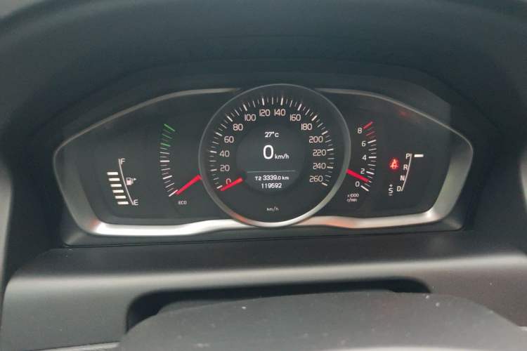 Used Volvo XC60 2015 T5 Smart Upgrade Model Instrument Cluster
