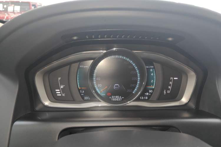 Used Volvo XC60 2015 T5 AWD Zhiyuan Edition Instrument Cluster