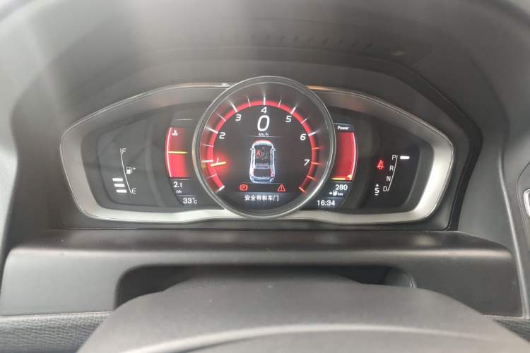 Used Volvo XC60 2015 T5 AWD Zhiyuan Edition Instrument Cluster