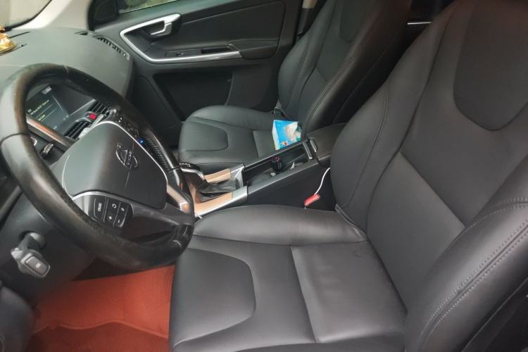 Used Volvo XC60 2015 T5 Smart Upgrade Model Left Front Seat