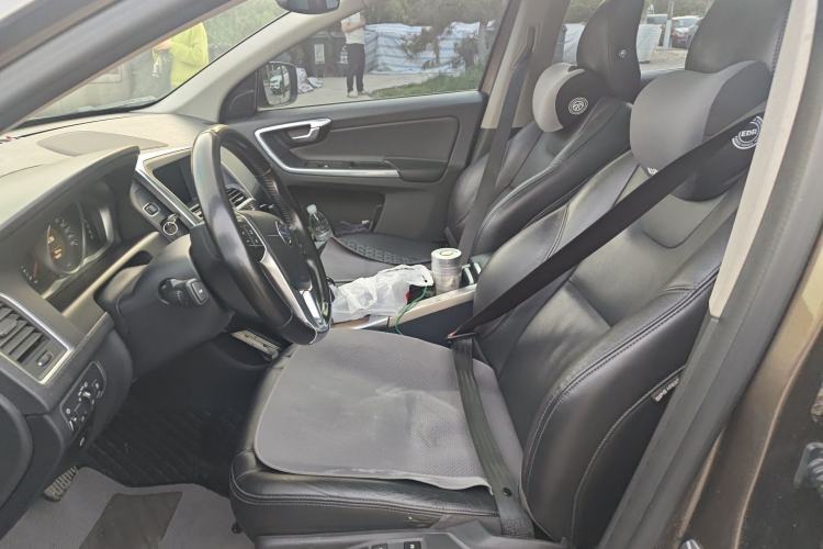 Used Volvo XC60 2015 T5 Smart Upgrade Model Left Front Seat