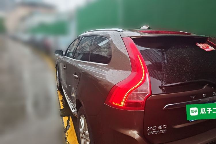 Used Volvo XC60 2015 T5 Smart Upgrade Model Rear Left 45 Deg