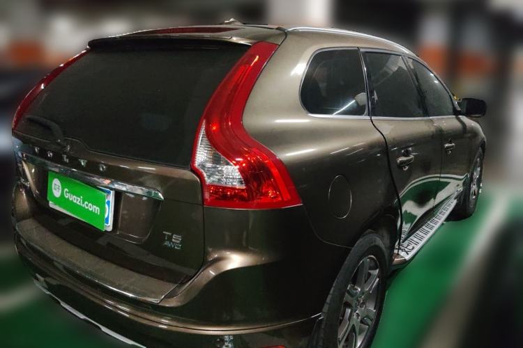 Used Volvo XC60 2015 T5 AWD Zhiyuan Edition Rear Right 45 Deg