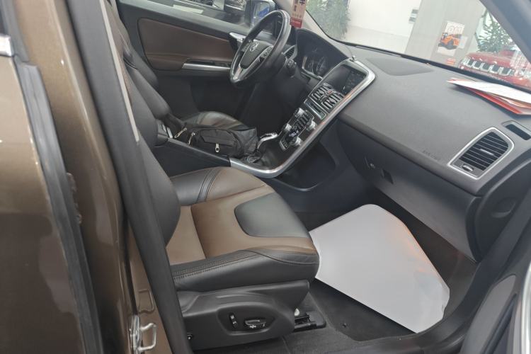 Used Volvo XC60 2015 T5 AWD Zhiyuan Edition Right Front Seat
