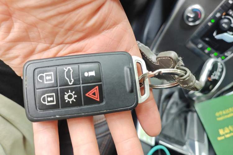 Used Volvo XC60 2015 T5 AWD Zhiyuan Edition Vehicle Key