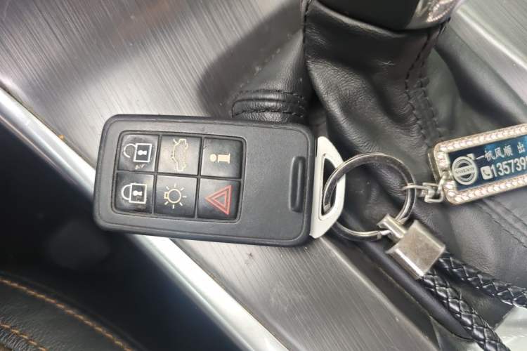 Used Volvo XC60 2015 T5 AWD Zhiyuan Edition Vehicle Key