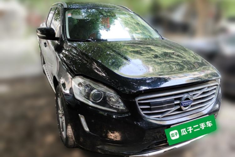 Used Volvo XC60 2016 T5 Smart Version Front Right 45 Deg