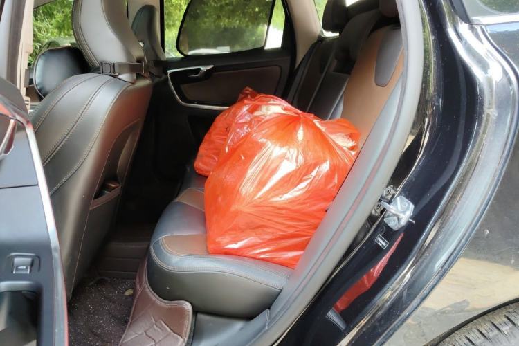 Used Volvo XC60 2016 T5 Smart Version Left Rear Seat