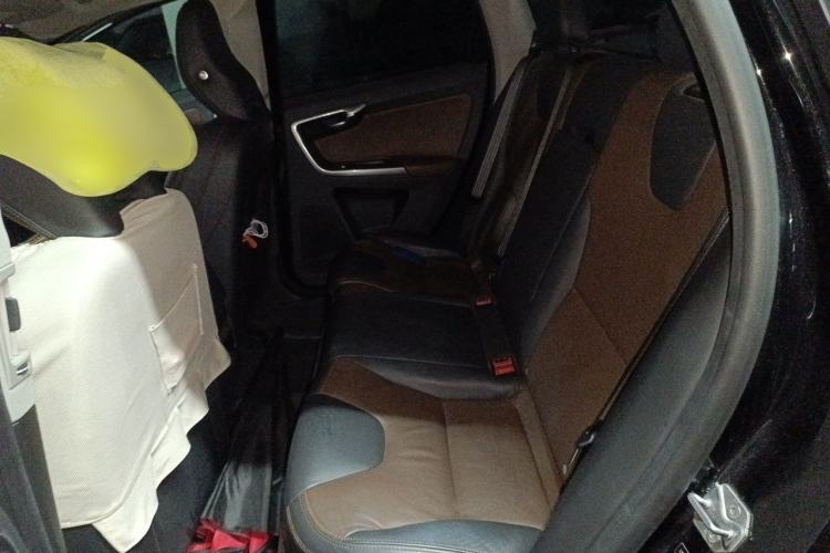 Used Volvo XC60 2016 T5 Smart Version Left Rear Seat