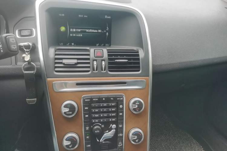 Used Volvo XC60 2016 T6 AWD Zhiyue Edition Audio And AC Panel