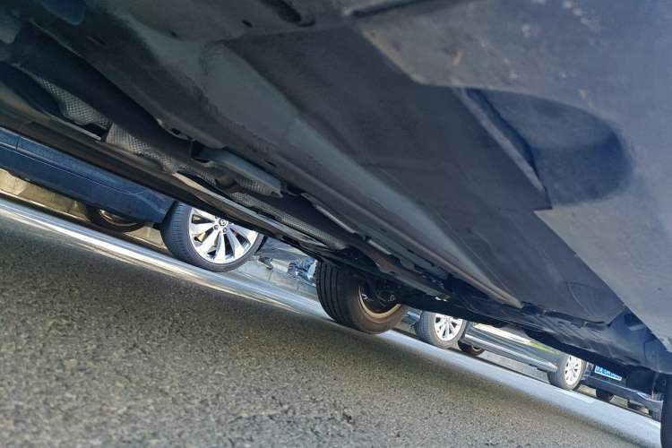 Used Volvo XC60 2016 T5 AWD Smart Drive Edition Chassis Front Left