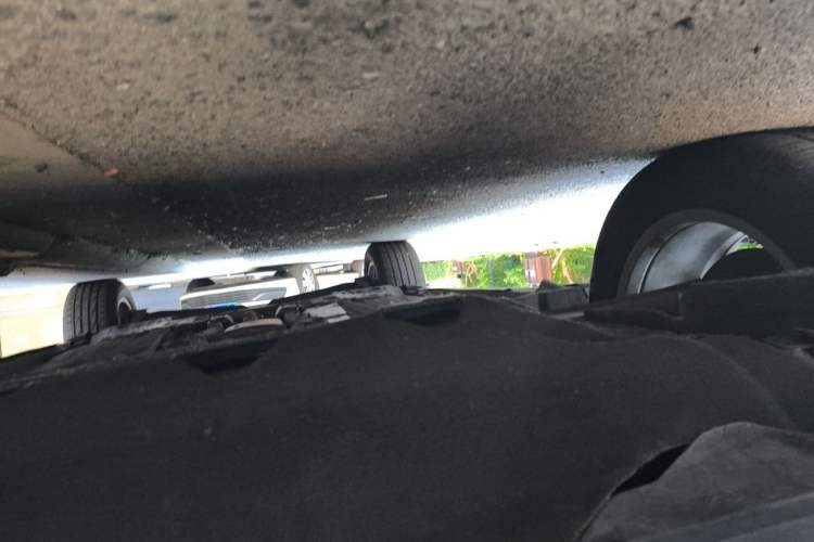 Used Volvo XC60 2016 T5 AWD Zhiyuan Edition Chassis Front