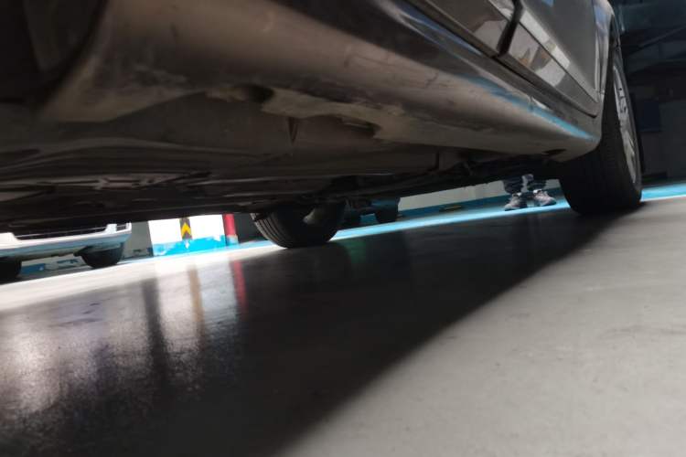 Used Volvo XC60 2016 T5 Smart Version Chassis Rear Right