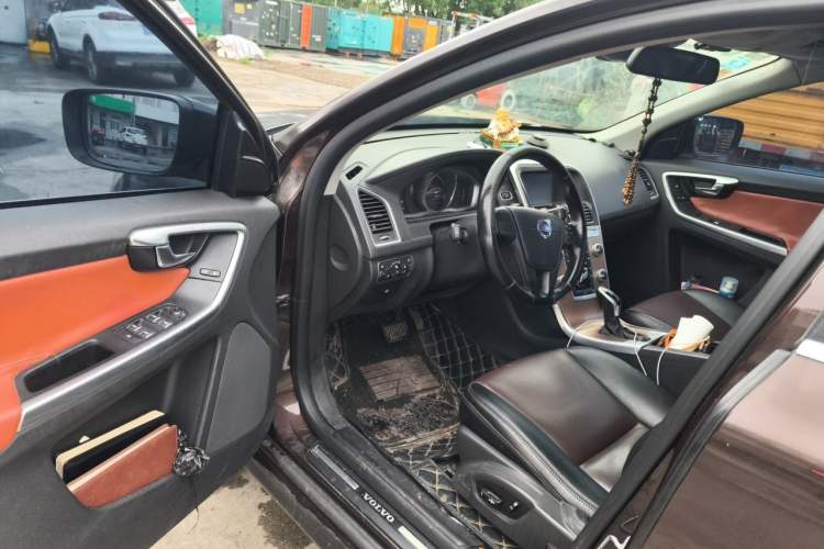 Used Volvo XC60 2016 T5 Smart Drive Edition Driver Seat