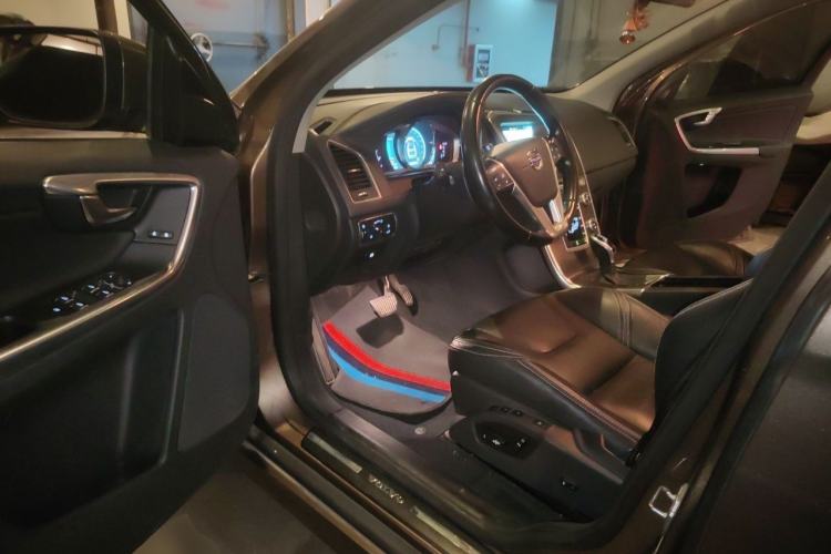 Used Volvo XC60 2016 T5 Smart Version Driver Seat